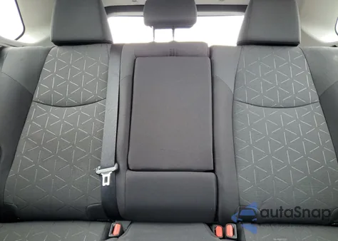 2021 Toyota Rav4 Xle z USA, uszkodzony, nr VIN 2T3W1RFV0MW138220